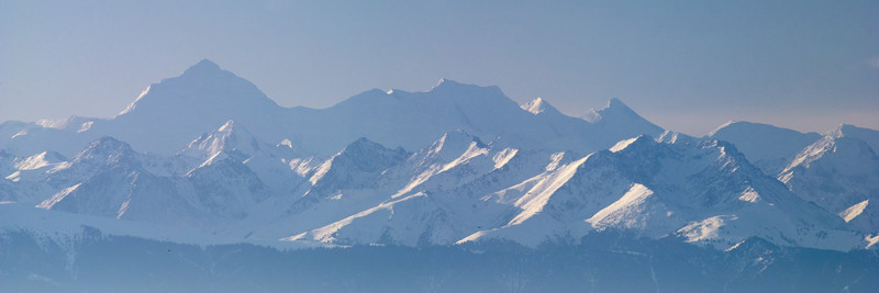 天山