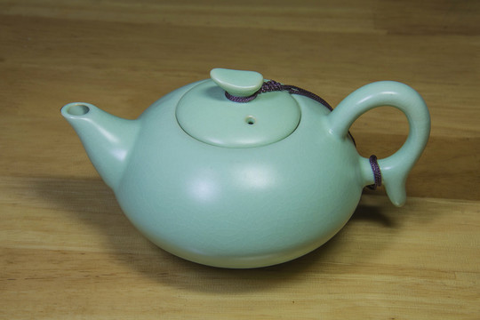 汝窯瓷如意茶壺