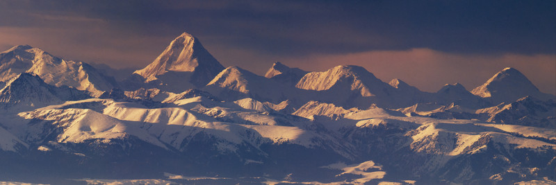 雪山晨曦