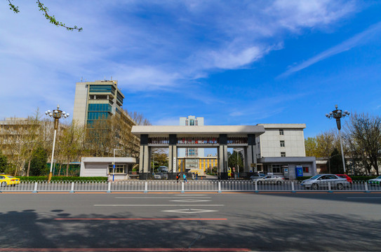 華北理工大學(xué) 煤醫(yī)大門口