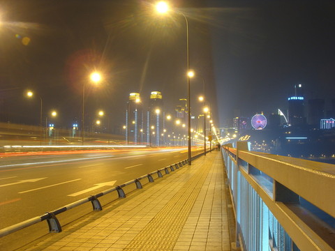 重慶石板坡大橋夜景