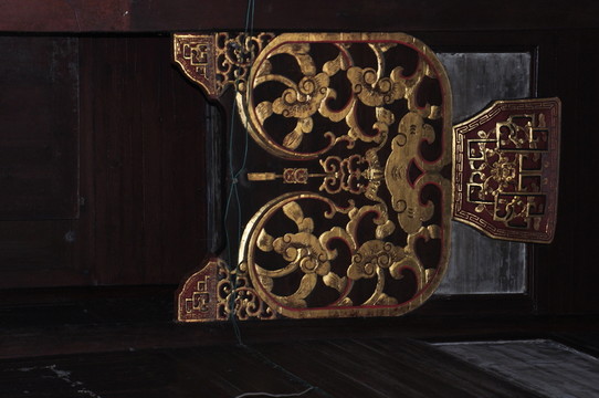 鍍金房梁