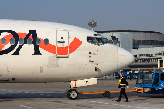 山東航空公司 飛機(jī)