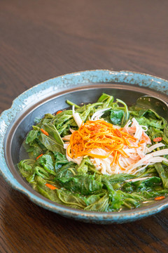蟹柳蟲草花扒桑葉菜