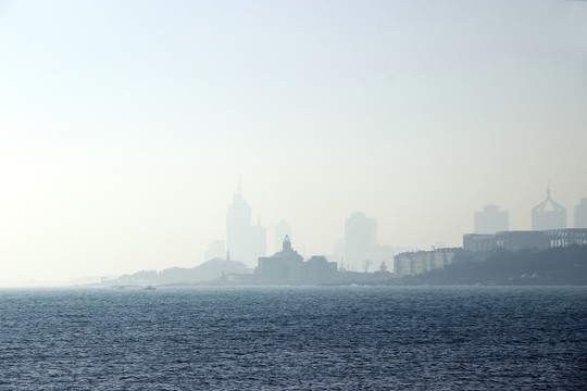 海霧 海濱城市