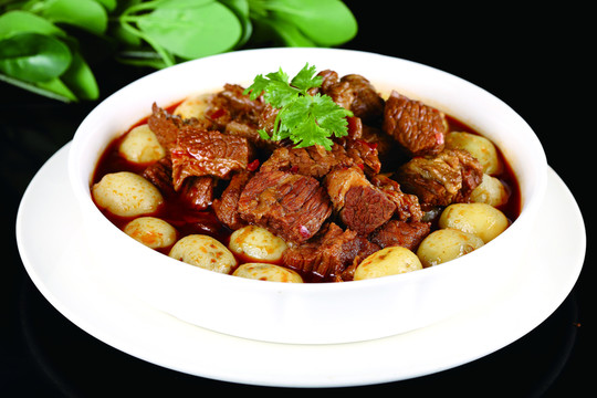 小土豆牛腩