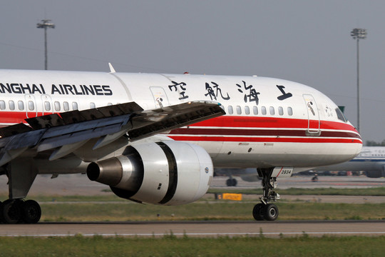 上海航空 飛機(jī) 波音B757