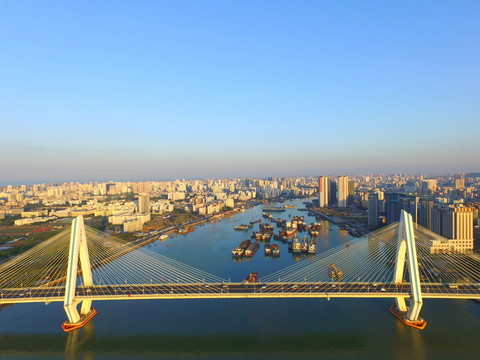 世紀(jì)大橋
