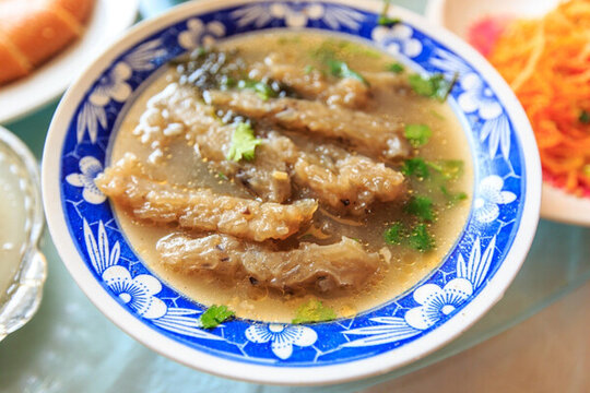 洛陽(yáng)水席 洛陽(yáng)海參