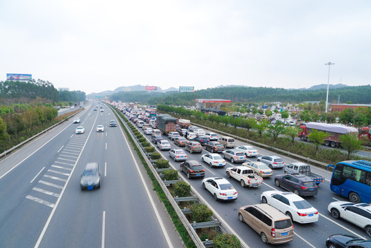 春運高速公路堵車塞車堵塞