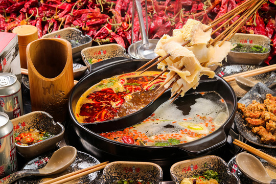 串串香涮牛肚鴛鴦鍋