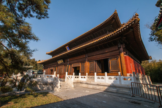 北京北海公園 西天梵境 楠木殿