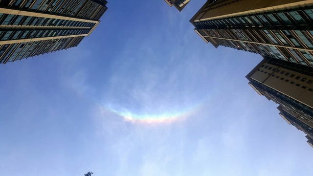 天空彩虹