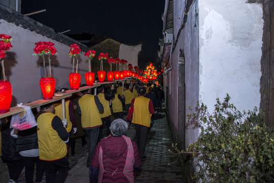 鬧龍燈