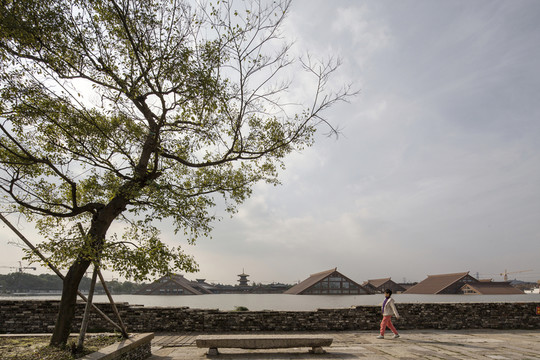 廣富林遺址公園