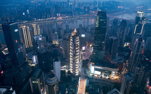 俯瞰重慶城市建筑夜景摩天大樓