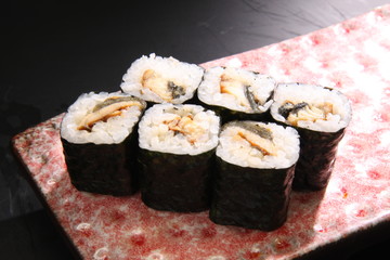 鰻魚小卷