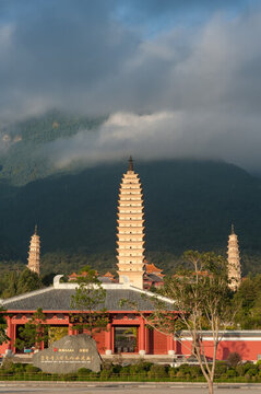 大理崇圣寺三塔