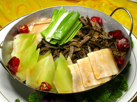 干鍋茶樹(shù)菇