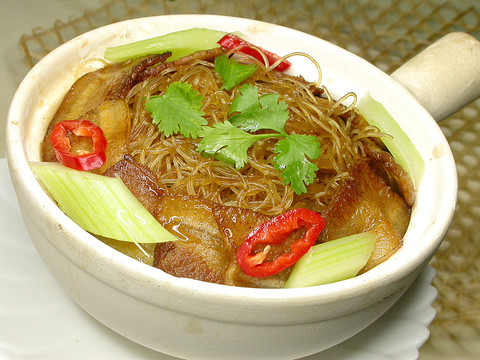 五花肉粉絲煲