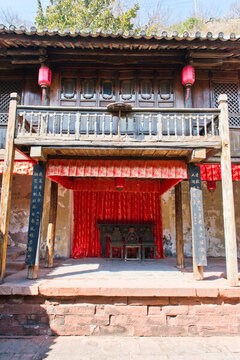 戲臺(tái)