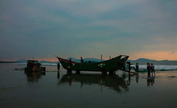 南海捕魚 海邊晨曦 大海風(fēng)景
