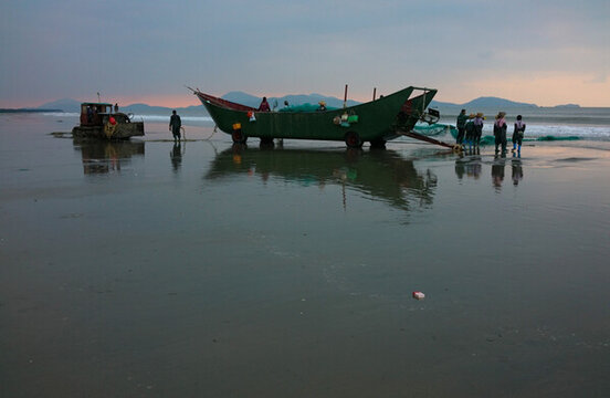 南海捕魚 海邊晨曦 大海風(fēng)景