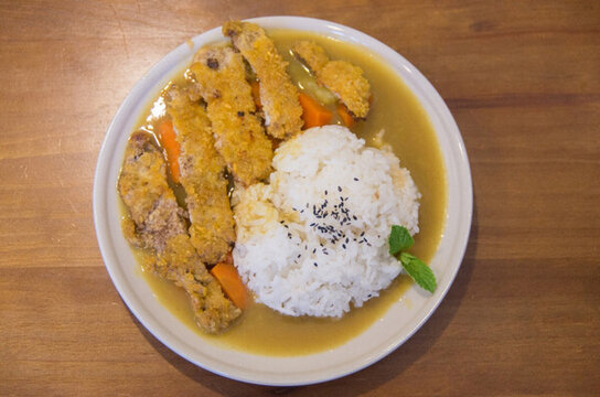 咖喱豬扒飯