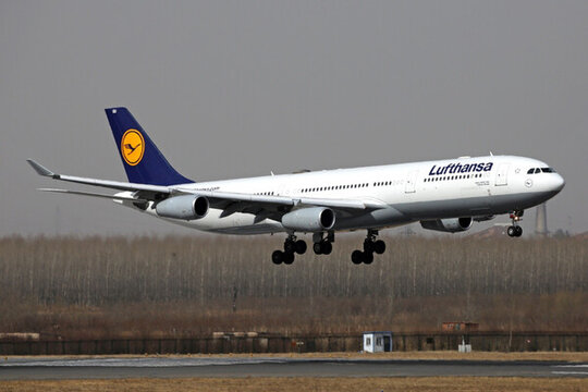 德國漢莎航空 飛機降落