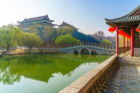 山東青州范公亭公園春天風(fēng)景