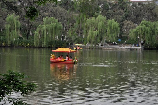 包河風(fēng)光 游船