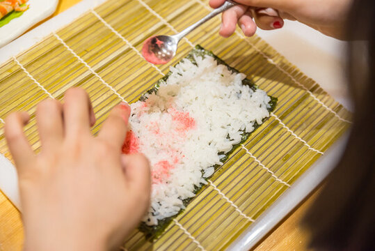 制作櫻花卷