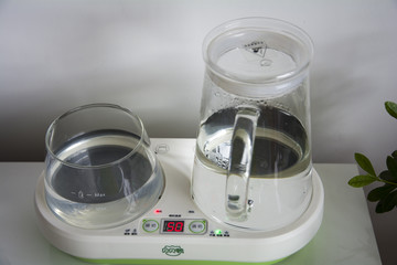 溫奶器