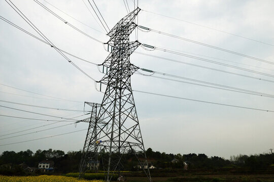 變電站 輸電線(xiàn)路 電力鐵塔