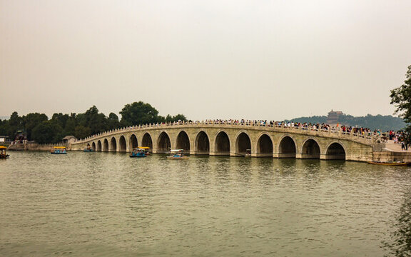 十七孔橋