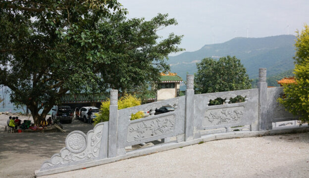 寺廟 石頭攔河 石雕