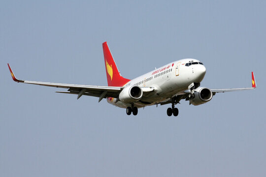 祥鵬航空 飛機降落