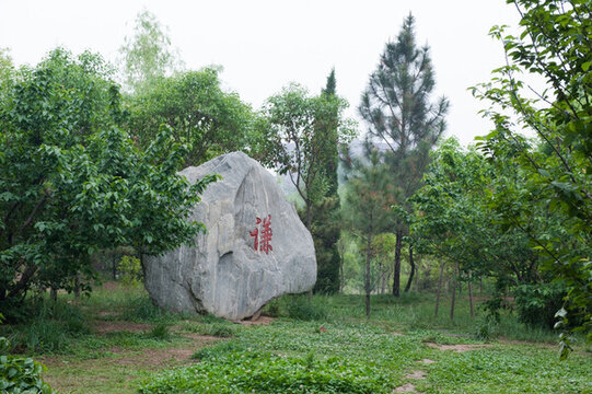 河南工程學(xué)院校園風(fēng)光