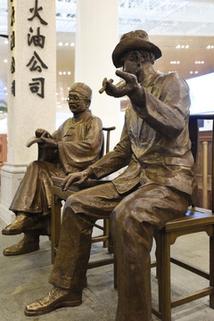 正在談判的商人 雕塑