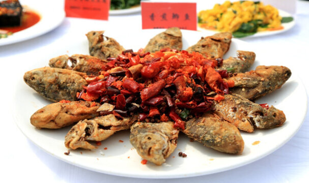 香煎鯽魚(yú)