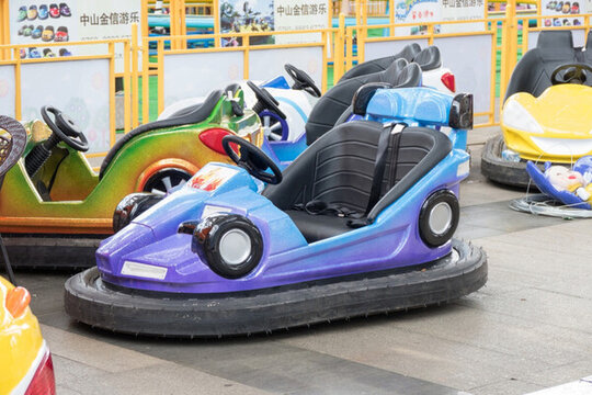 兒童碰碰車