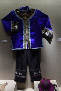 土家族服飾