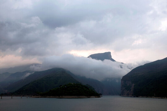 三峽