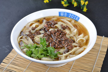 豬肉臊子面