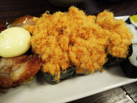 肉松壽司 壽司