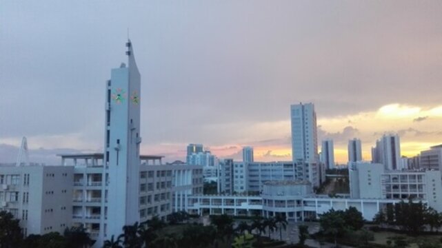 海大校園