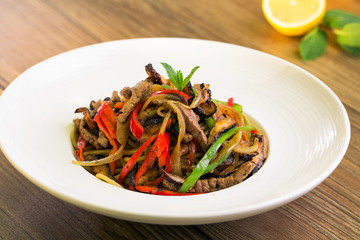 牛肉意面