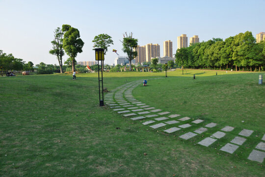 松滋 言誠(chéng)公園 樓房