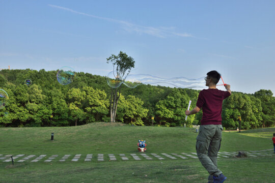 松滋 言誠(chéng)公園 樓房