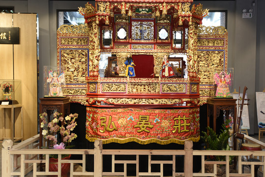 廈門(mén)弘晏莊木偶藝術(shù)館的內(nèi)景